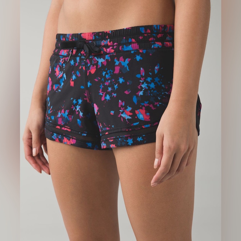 Lululemon Make A Move Short (Dandy Digie Multi) SIZE 8